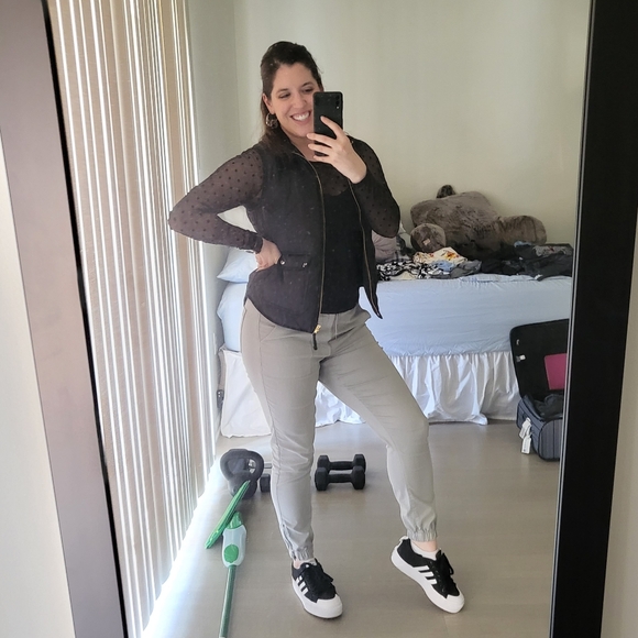 Meet your Posher, Hollis - Picture 1 of 1